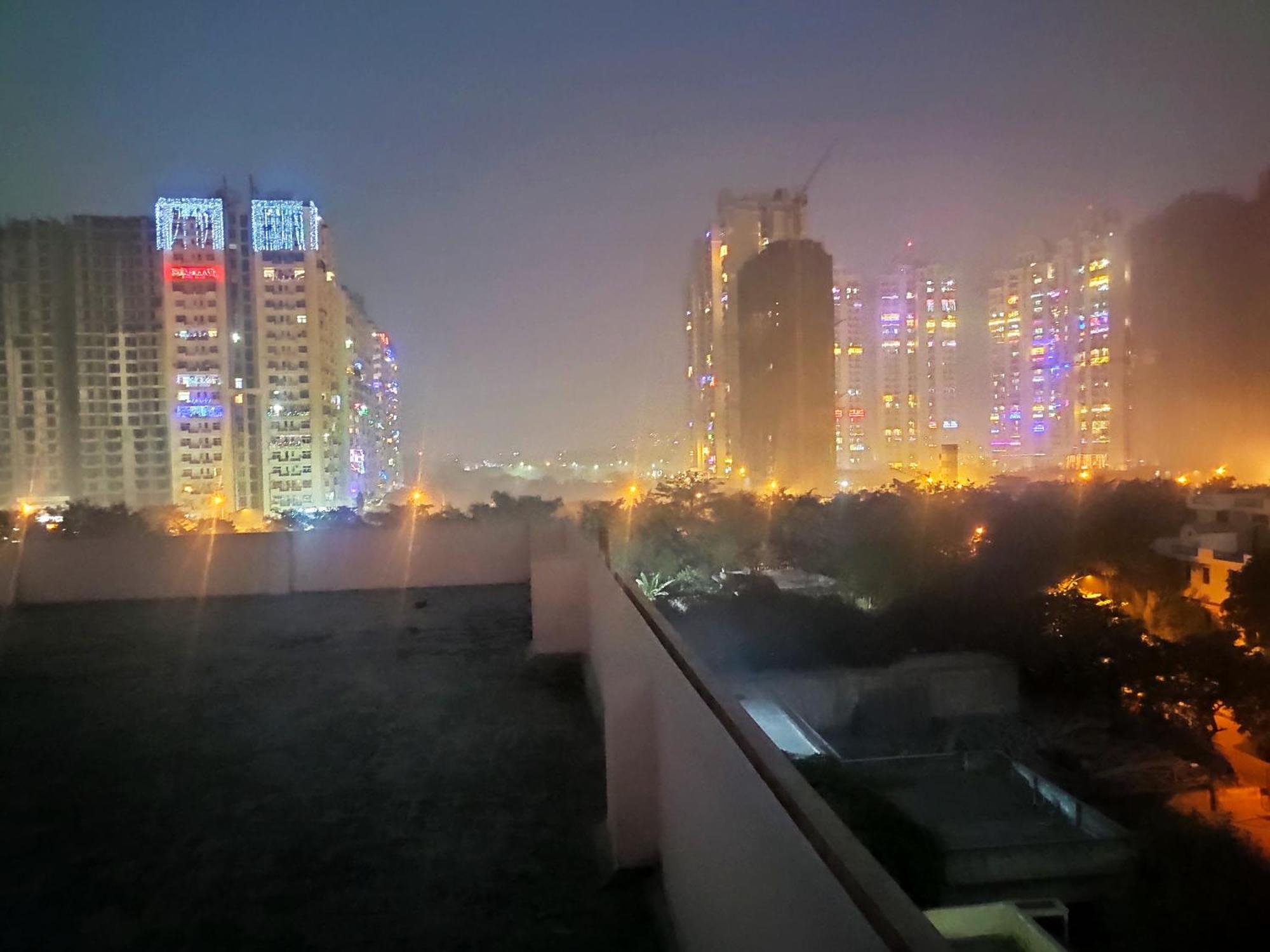 Yog Bhawan Aparthotel Greater Noida Bagian luar foto