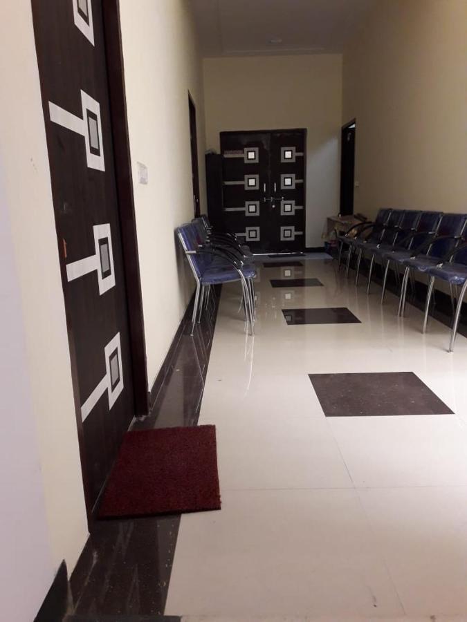 Yog Bhawan Aparthotel Greater Noida Bagian luar foto